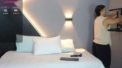 horny_nick18 online show from February 10, 2026, 1:37 pm