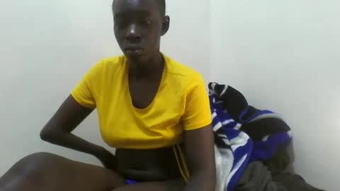 hornybeb25 online show from April 1, 2026, 7:31 am