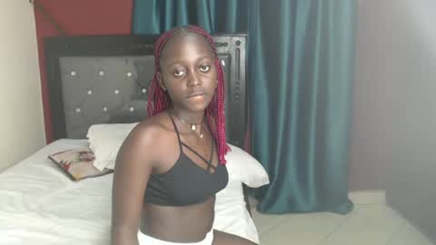 Snapshot of hornybella4 chatting on January 26, 2025, 4:20 pm Bella online show from January 26, 2025, 4:20 pm