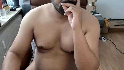 Snapshot of hornychuchuu chatting on July 7, 2026, 6:38 am hornychuchuu online show from July 7, 2026, 6:38 am