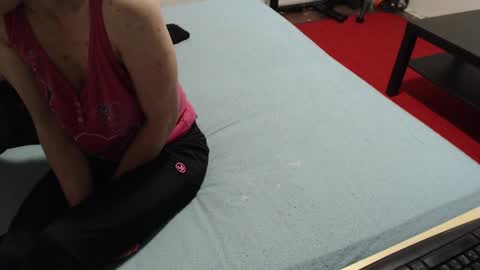 Snapshot of hornycouple21x chatting on January 25, 2025, 10:28 pm HornyCouple89 online show from January 25, 2025, 10:28 pm