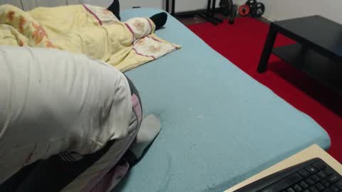 Snapshot of hornycouple21x chatting on February 21, 2025, 10:15 pm HornyCouple89 online show from February 21, 2025, 10:15 pm