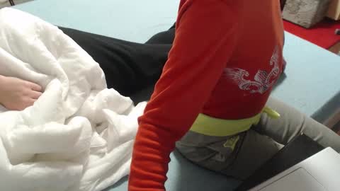 Snapshot of hornycouple21x chatting on October 16, 2025, 9:27 pm HornyCouple89 online show from October 16, 2025, 9:27 pm