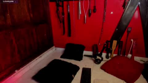 Snapshot of hornydahiana chatting on December 4, 2024, 2:53 am Mia Dahianaa 2 hornydahianax online show from December 4, 2024, 2:53 am