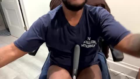 Snapshot of hornyftmguy82 chatting on December 3, 2024, 2:25 am hornyftmguy82 online show from December 3, 2024, 2:25 am