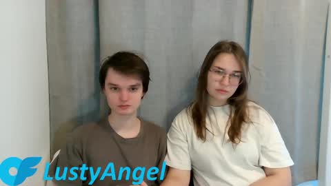 Snapshot of hornykitty_x chatting on May 1, 2026, 1:48 pm Alisa and Mike online show from May 1, 2026, 1:48 pm
