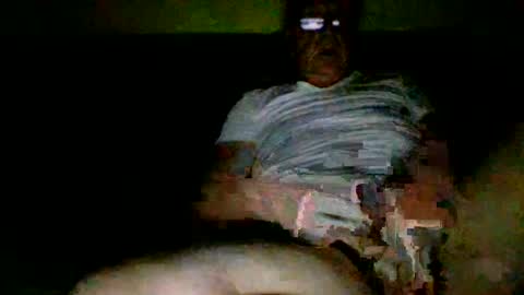hornyoldman2558 online show from June 26, 2026, 2:32 pm