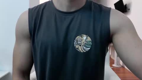 hornyspaniard93 online show from April 17, 2026, 5:16 pm