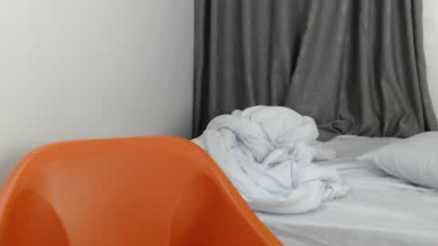 Snapshot of hornyxbum chatting on May 25, 2026, 5:13 am hornyxbum online show from May 25, 2026, 5:13 am