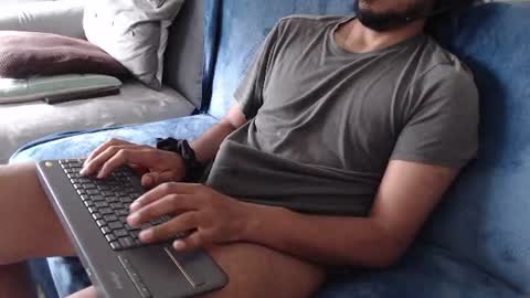 Snapshot of hornyygentleman chatting on July 22, 2026, 5:16 pm Oz online show from July 22, 2026, 5:16 pm