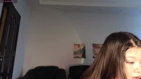 hosina_sayeri online show from March 2, 2026, 11:50 am