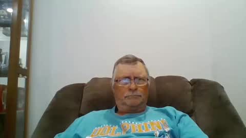 Snapshot of hot4tightholes chatting on October 24, 2025, 1:29 pm hot4tightholes online show from October 24, 2025, 1:29 pm
