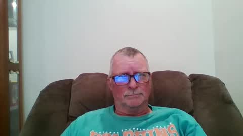 Snapshot of hot4tightholes chatting on November 4, 2025, 7:24 pm hot4tightholes online show from November 4, 2025, 7:24 pm
