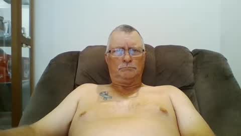 Snapshot of hot4tightholes chatting on November 12, 2025, 2:39 pm hot4tightholes online show from November 12, 2025, 2:39 pm