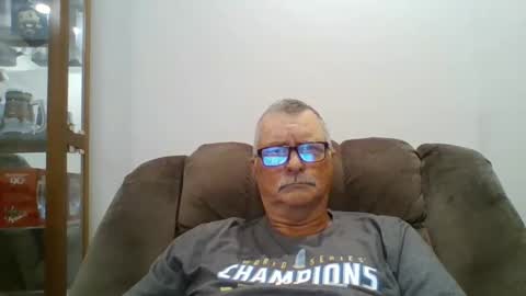 Snapshot of hot4tightholes chatting on November 19, 2025, 2:39 pm hot4tightholes online show from November 19, 2025, 2:39 pm
