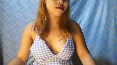 Snapshot of hot_asian69x chatting on February 26, 2026, 2:05 pm hot_asian69x online show from February 26, 2026, 2:05 pm