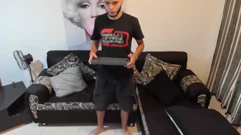 Snapshot of hot_bad_boy69 chatting on December 16, 2025, 7:52 pm hot bad boy69 online show from December 16, 2025, 7:52 pm