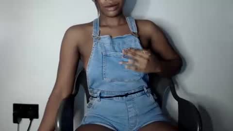 sonia  mis choco online show from March 15, 2026, 7:03 am