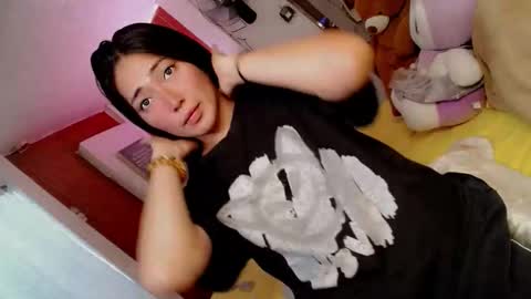 Snapshot of hot_claudia69 chatting on May 8, 2026, 3:34 am its me CLAUDIA online show from May 8, 2026, 3:34 am