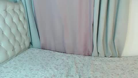 hot_cummerr online show from February 15, 2026, 11:30 am