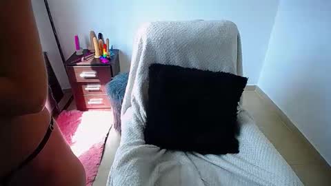 Snapshot of hot_girl01_hanna chatting on March 19, 2026, 7:29 pm angie online show from March 19, 2026, 7:29 pm