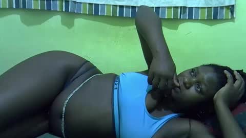Snapshot of hot_girlly chatting on March 14, 2026, 7:03 am hot_girlly online show from March 14, 2026, 7:03 am