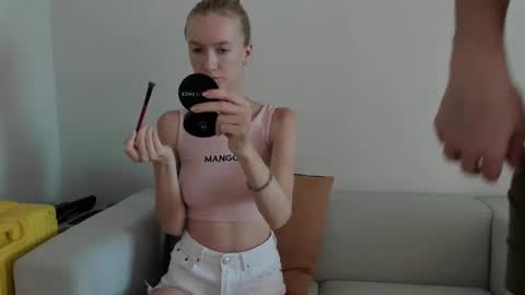 Snapshot of hot_ho chatting on January 8, 2025, 7:45 am Angel and Max FANSLY - hot ho online show from January 8, 2025, 7:45 am