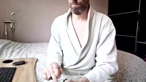 Snapshot of hot_hung_daddy_4u chatting on April 24, 2026, 11:12 am Daddy online show from April 24, 2026, 11:12 am