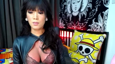 Jessica Cumshow FOLLOW ME online show from March 25, 2026, 10:05 pm