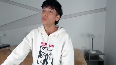 Alana online show from January 27, 2025, 12:01 am