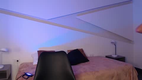 Alana online show from February 12, 2025, 11:51 pm