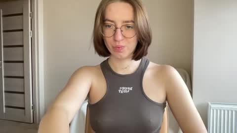 Lina online show from December 24, 2024, 9:50 am