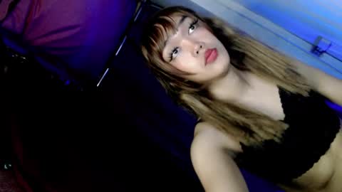 hot_moma69 online show from April 9, 2026, 10:09 am