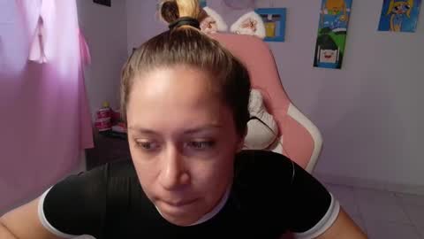 Mia online show from February 7, 2026, 4:43 pm