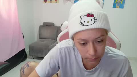 Mia online show from February 18, 2026, 2:46 pm