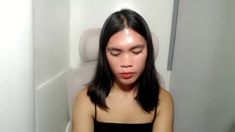 hot_pauline online show from July 30, 2026, 11:48 pm