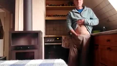 hot_pervert_games online show from April 12, 2026, 10:09 am