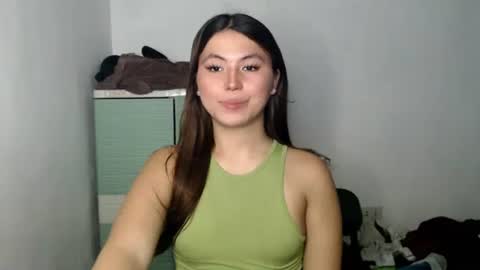 Snapshot of hot_precious_nikki chatting on May 9, 2026, 3:39 pm Nikki online show from May 9, 2026, 3:39 pm