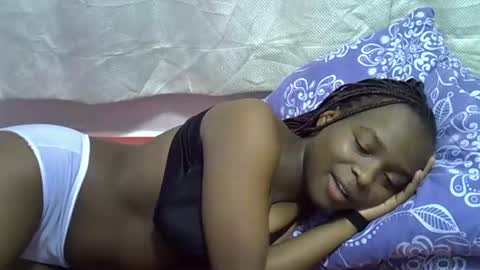 Hot rinah online show from February 12, 2026, 7:03 am