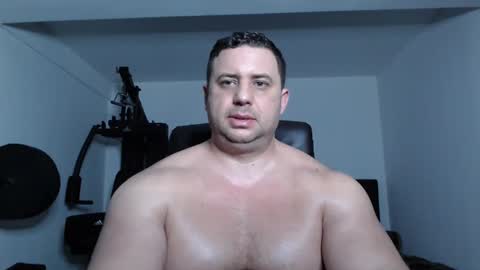 Snapshot of hot_stefano1 chatting on December 27, 2024, 5:05 pm Stefano.. online show from December 27, 2024, 5:05 pm