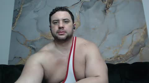 Snapshot of hot_stefano1 chatting on January 18, 2025, 4:10 pm Stefano.. online show from January 18, 2025, 4:10 pm