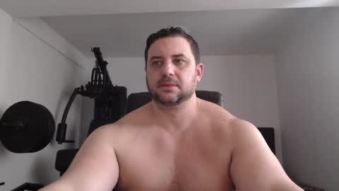 Snapshot of hot_stefano1 chatting on February 24, 2025, 5:33 am Stefano.. online show from February 24, 2025, 5:33 am