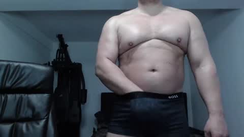 Snapshot of hot_stefano1 chatting on March 2, 2025, 5:33 am Stefano.. online show from March 2, 2025, 5:33 am