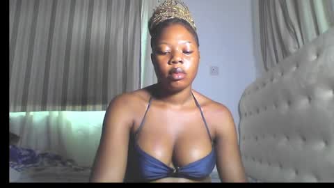 Snapshot of hot_stellaa chatting on June 5, 2026, 7:03 am Stella online show from June 5, 2026, 7:03 am