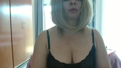 couple without tabus online show from September 28, 2025, 3:39 pm