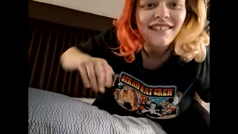 hotandbothered1245 online show from April 16, 2026, 3:51 am