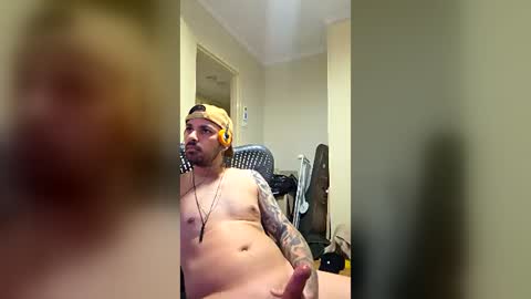 Snapshot of hotaus90 chatting on June 14, 2026, 1:36 am hotaus90 online show from June 14, 2026, 1:36 am