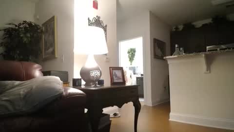 Snapshot of hotblondemilf1962 chatting on March 5, 2026, 10:11 am hotblondemilf1962 online show from March 5, 2026, 10:11 am