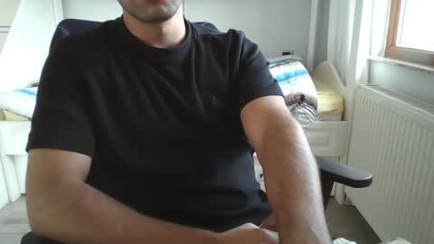 Snapshot of hotboy975334 chatting on October 24, 2025, 11:17 am Alp online show from October 24, 2025, 11:17 am