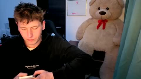 Hotboyshorny online show from April 27, 2026, 1:31 pm